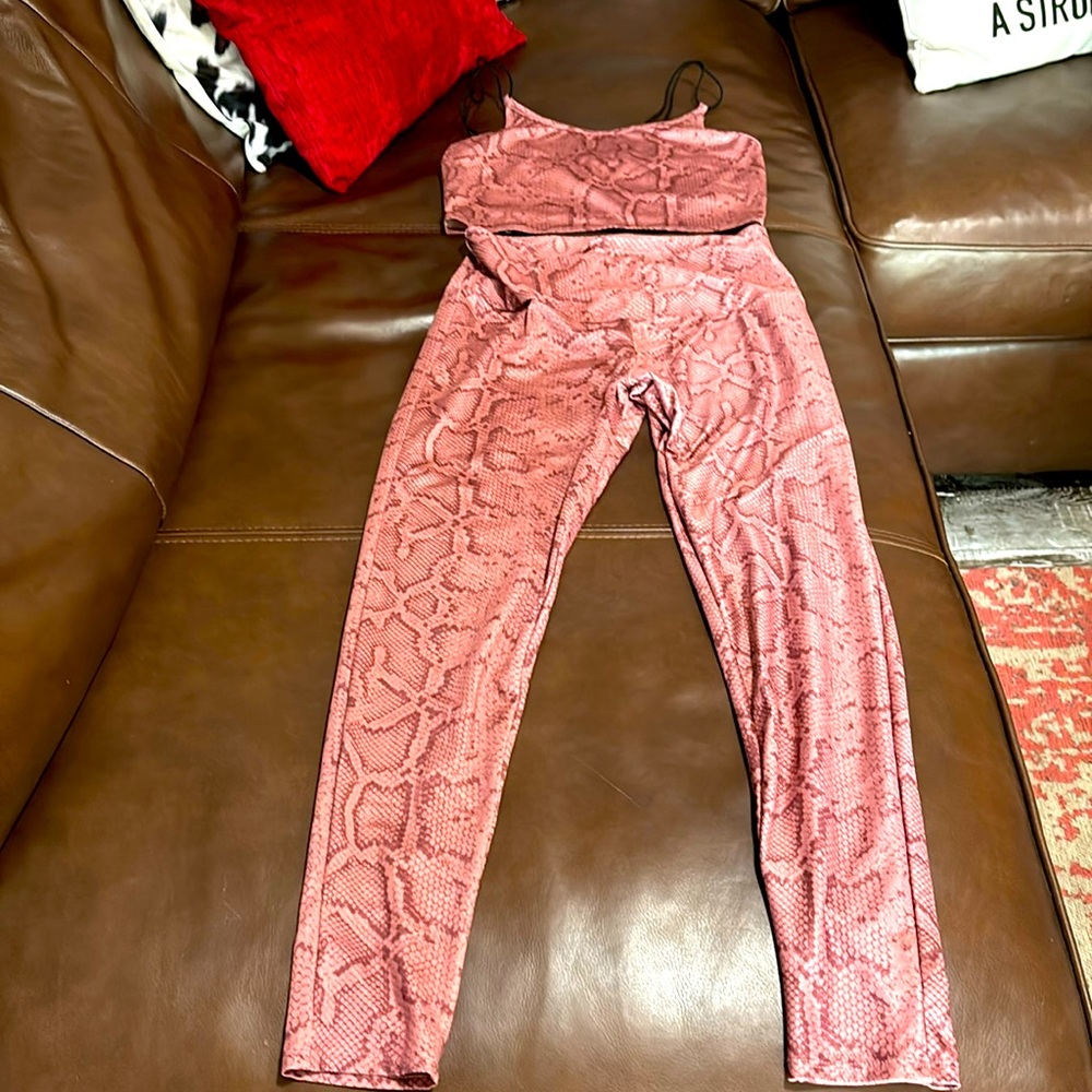 Mauve snake print Sports bra and legging